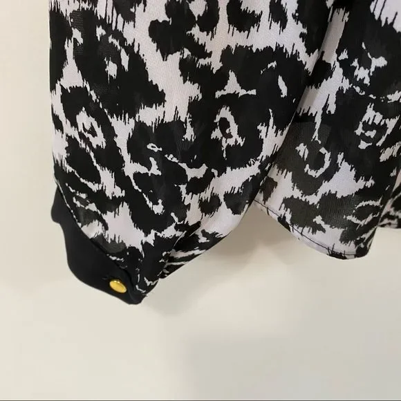 Worthington Blouse - Picture 4 of 7